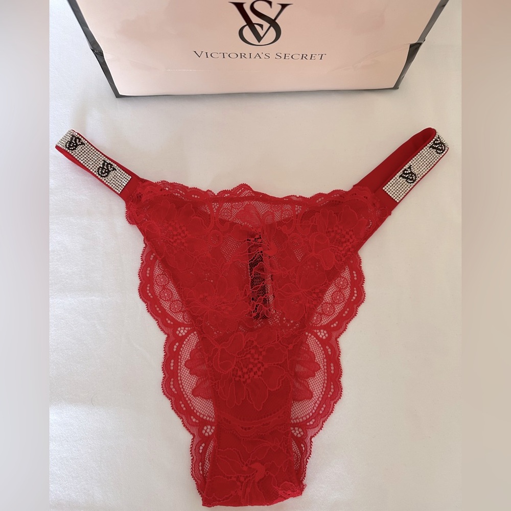 Victoria’s Secret Very Sexy Shine Strap Lace Brazilian Panty ❤️